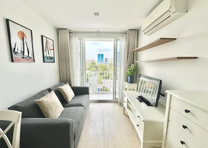 Town Sukhumvit 71 Appartement *