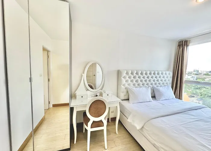 Town Sukhumvit 71 Appartement *